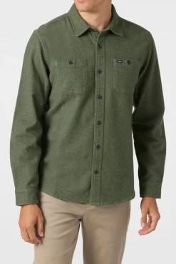 Breakwater Solid Flannel Standard Fit Long Sleeve Shirt - Dark Olive | O'Neill