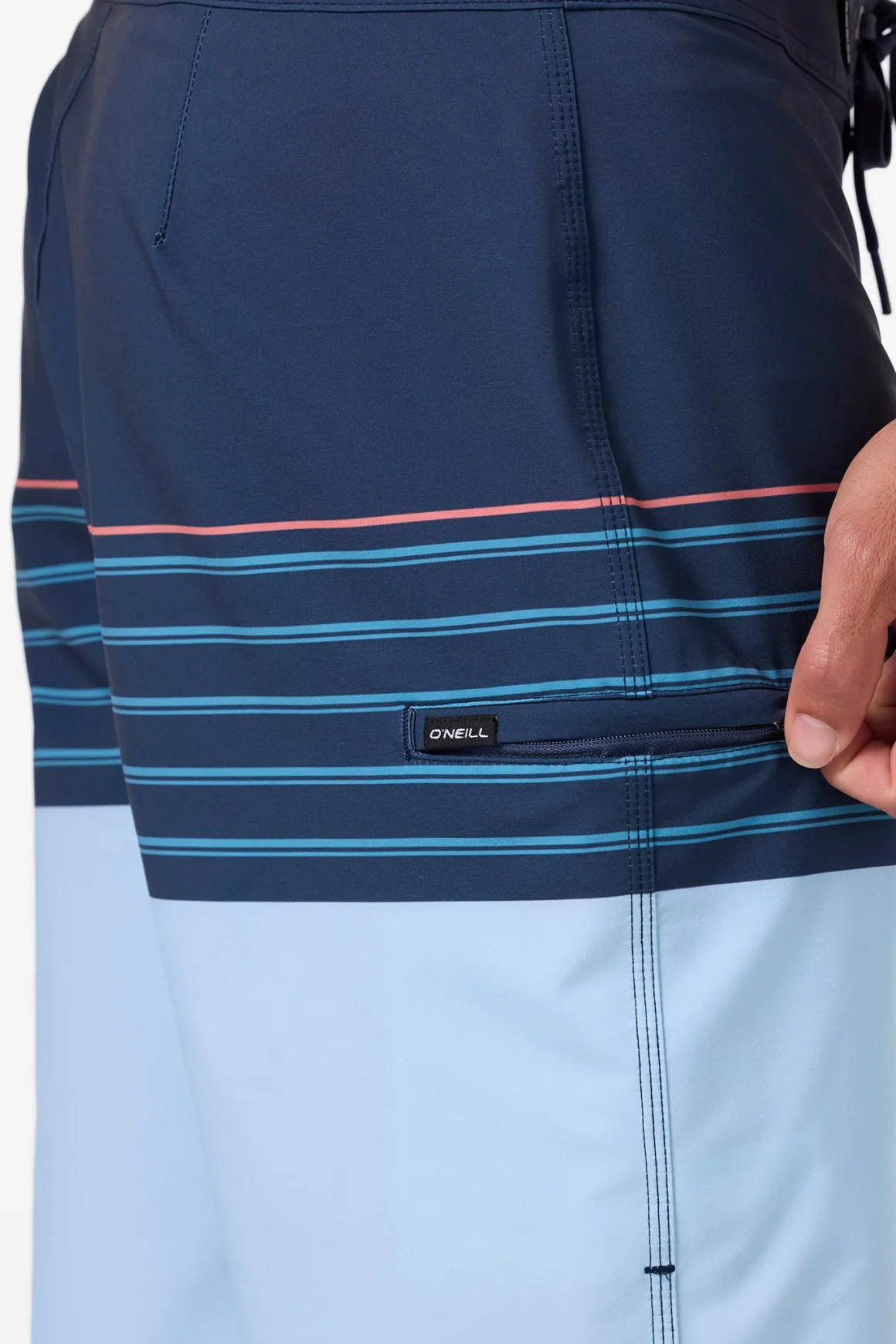 Hyperfreak Heat Stripe 21" Boardshorts - Midnight Navy | O'Neill