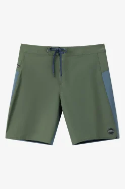 Hyperfreak TRVLR Tech Enduro 19" Boardshorts - Dark Olive | O'Neill