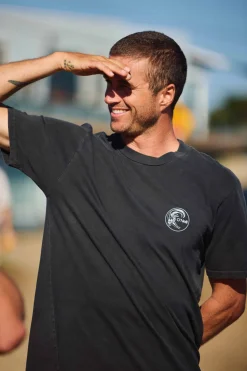 O'Riginals Circle Surfer Tee Relaxed Fit Tee - Phantom | O'Neill