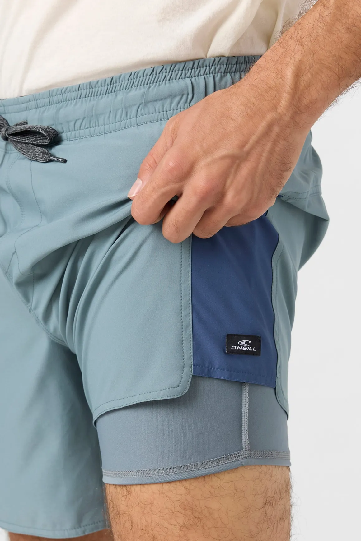 Perform Light Tech Panel Lined Elastic Waist 17" Hybrid Shorts - Trooper | O'Neill