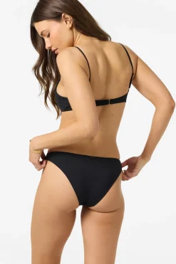 Saltwater Solids Rockley Medium Bottoms