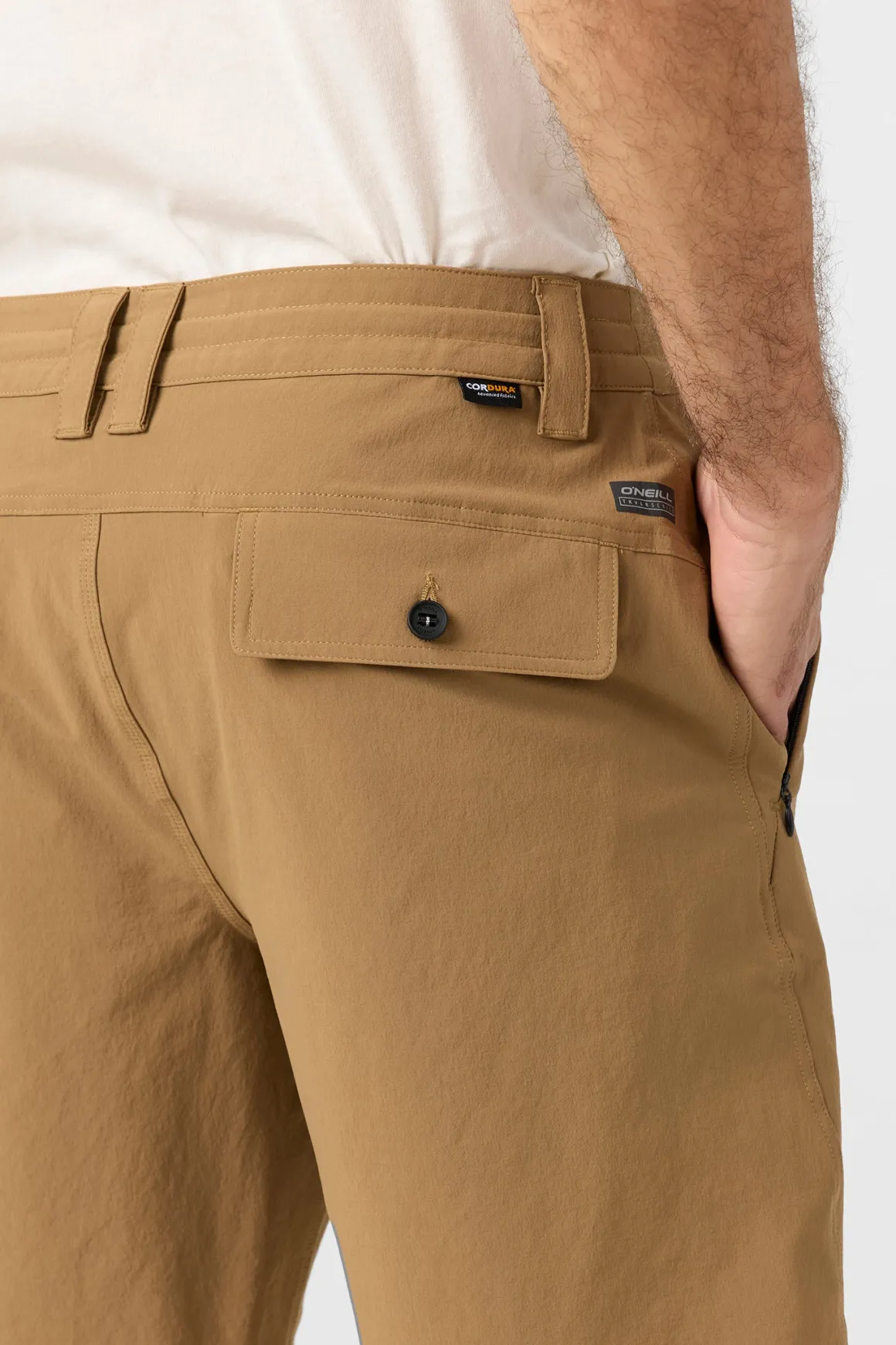 TRVLR Enduro Hybrid 19" Hybrid Shorts - Dark Khaki | O'Neill