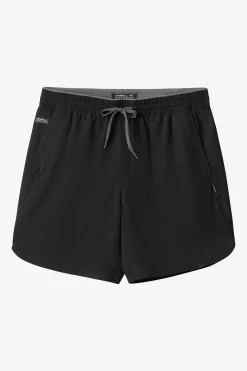 TRVLR Tech Lined 17" Hybrid Shorts