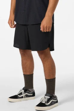 TRVLR Tech Lined Hybrid Hybrid Shorts - Black | O'Neill