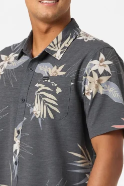 TRVLR Upf Traverse Hawaii Shirt - Black | O'Neill