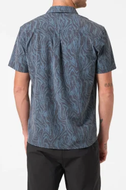 TRVLR Upf Traverse Standard Woven Shirt Standard Fit Shirt - Dark Shadow | O'Neill